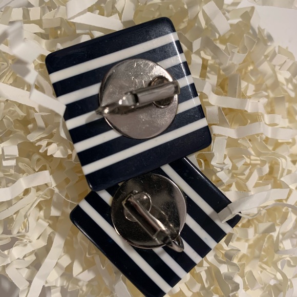 Ear clips - Picture 2 of 3